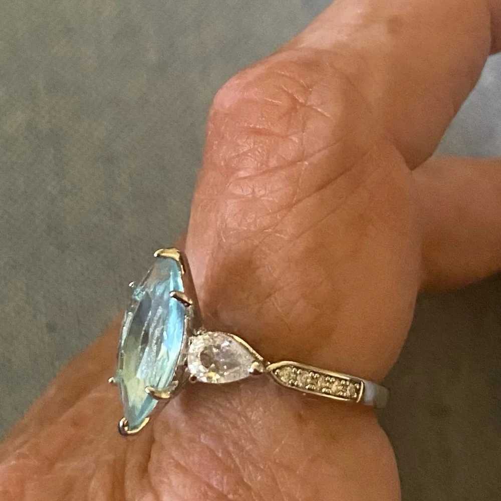 - New-Sky Blue Aquamarine & 18k White Gold Plated Ring Size 7